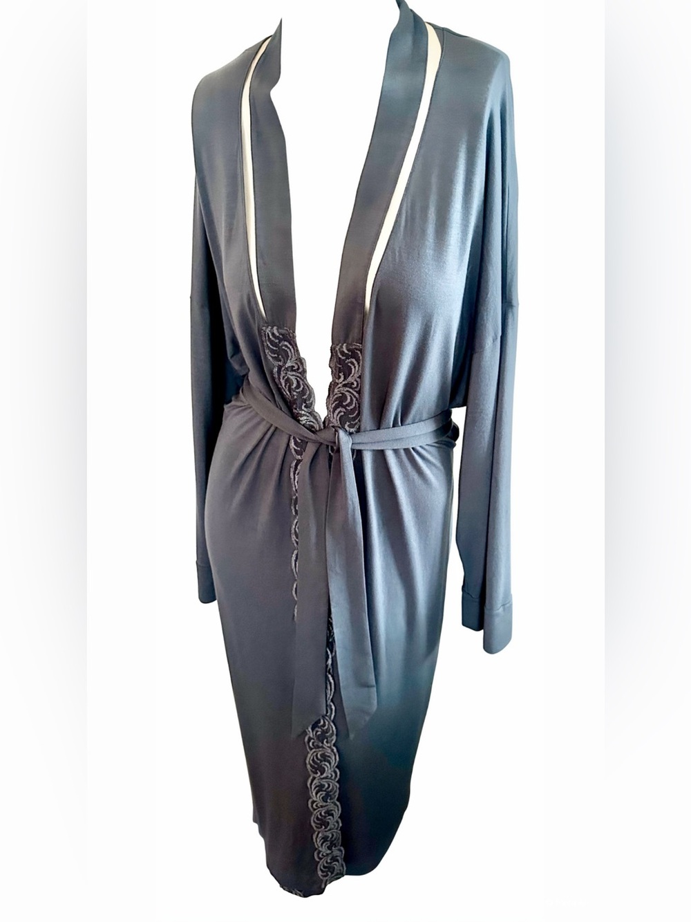 LA PERLA Embroidered Mesh Lace Robe 52” Length - Picture 13 of 15